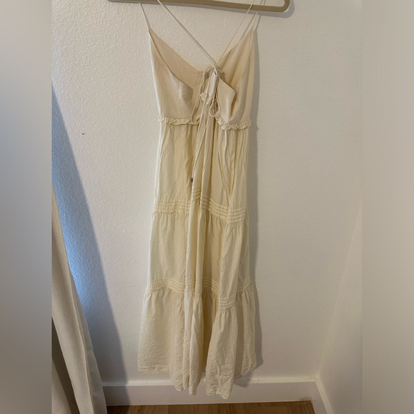 Tiered Cross Back Maxi Dress - Picture 4 of 4